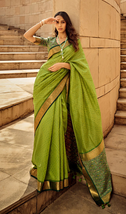 Leaf Green Zari Woven Silk Saree with Bandhani Motif & Designer Pallu