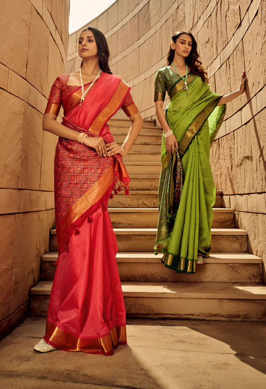 Leaf Green Zari Woven Silk Saree with Bandhani Motif & Designer Pallu